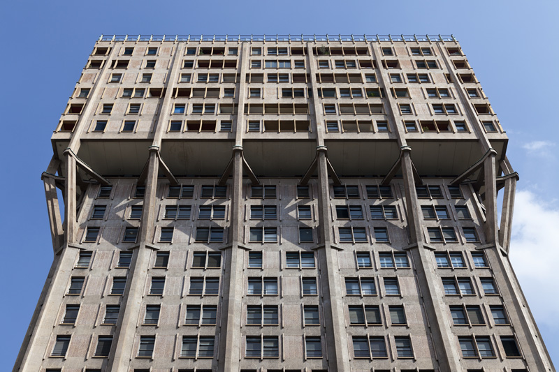 Torre Velasca (Banfi, Belgiojoso, Peressutti + Rogers, 1958)